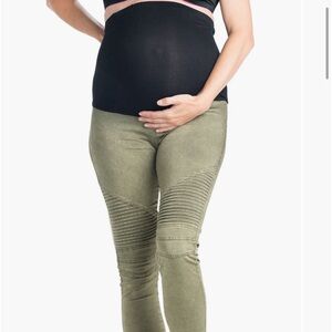 Preggo Leggings Moto legging with belly band